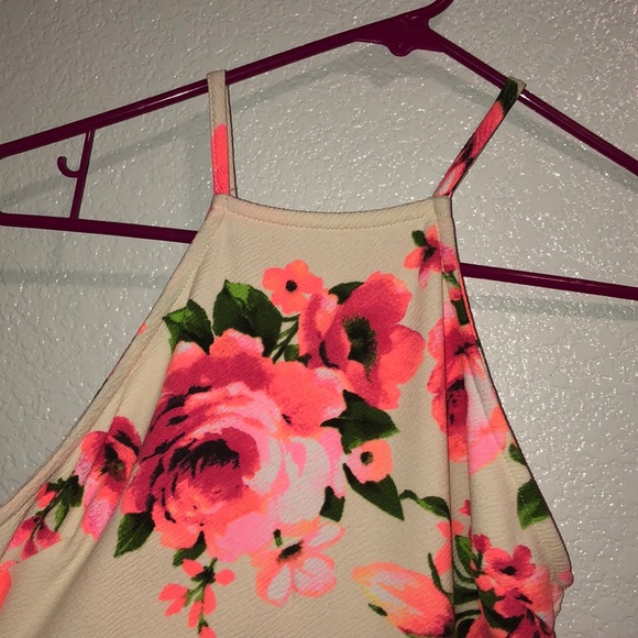 Dress - Picture 3 of 4